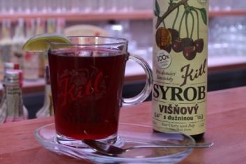 Hot Sour Cherry drink with Griotka