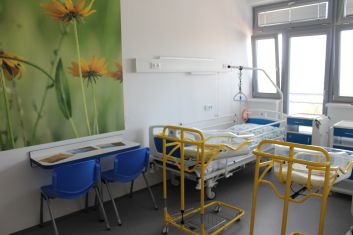 Kitl helps: Reconstruction of neonatal rooms