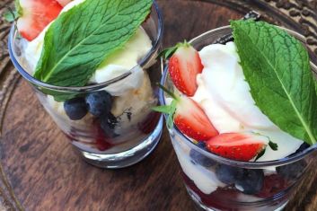 Refreshing elderflower dessert