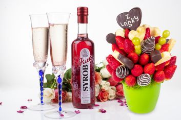 Valentýnská soutěž s Růžovým Kitl Syrobem a kyticí Frutiko