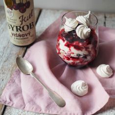 Eton_Mess_1_NaSkokVKuchyni.jpg