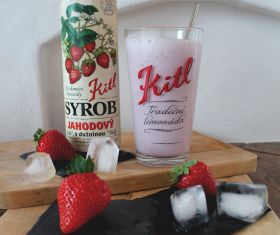 Recept na jahodový mléčný koktejl od Kitl