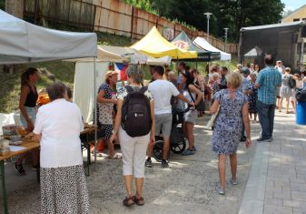 Občerstvení - Pivo Konrád a Rohozec, La Kavárna i tradiční 