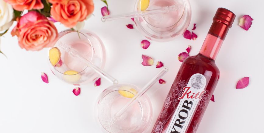 Rose home-made lemonade